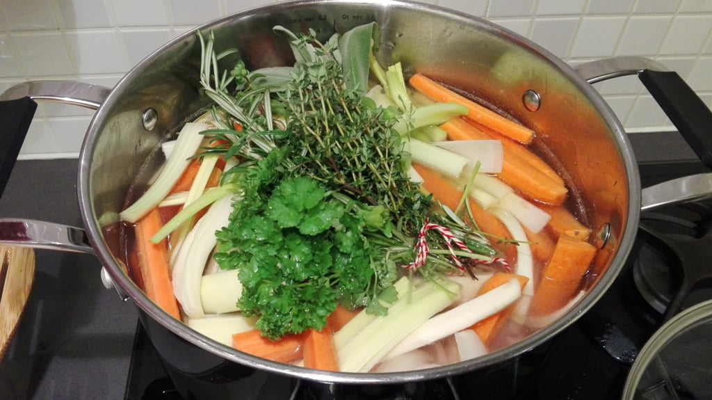 Low Histamine Bone Broth - in the making