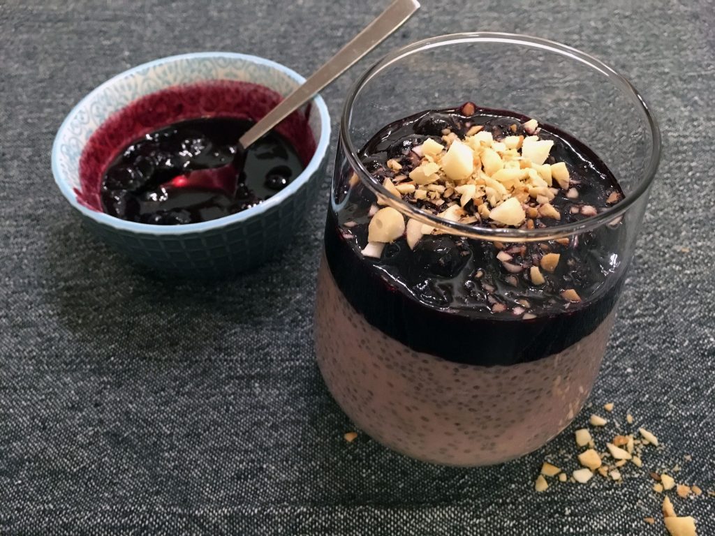 Quick Chia Seed Pudding with Blueberry Sauce and Roasted Macadamia 