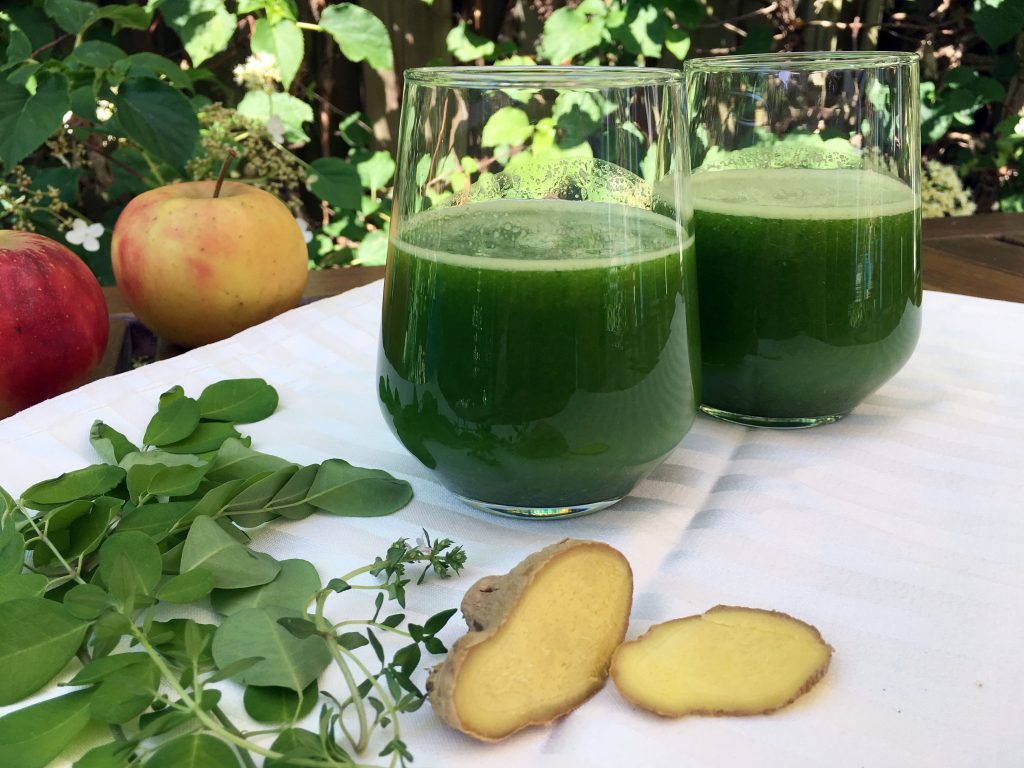 green-antihistamine-juice-with-moringa-the-histamine-friendly-kitchen