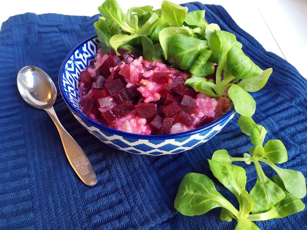 Histamine Friendly Creamy Beetroot Risotto with Lambs lettuce